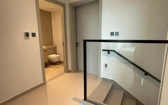 Elegant Stay in Ranches Villa