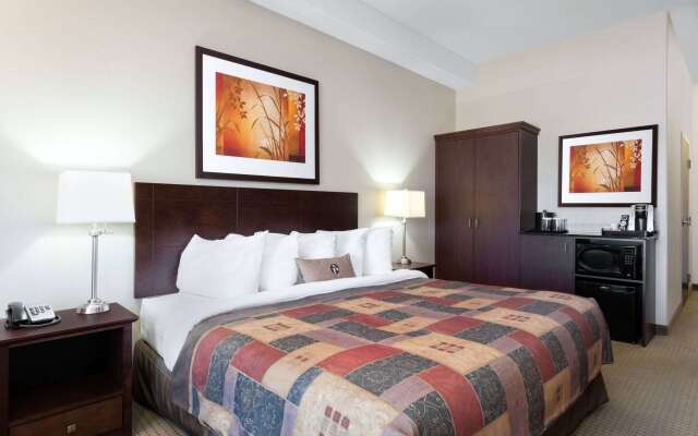 Ramada by Wyndham Weyburn