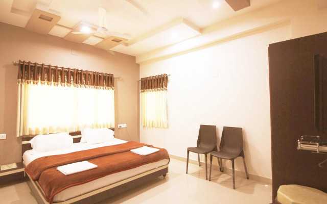 Hotel Rudra Plaza