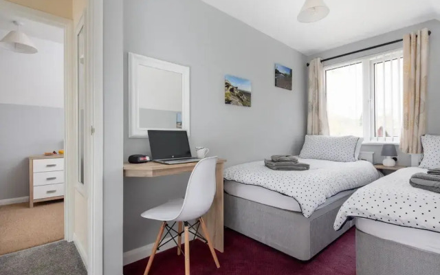 Cornish Holiday - 100 Hengar Manor