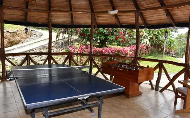 Hosteria Orkidea Lodge
