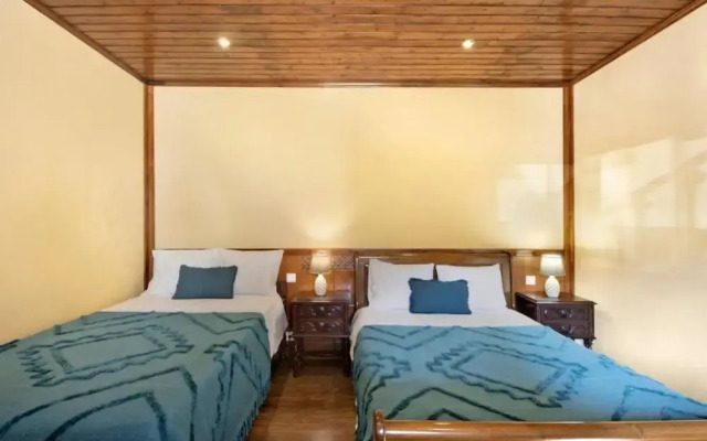 Private Pool Villa 20min by Porto