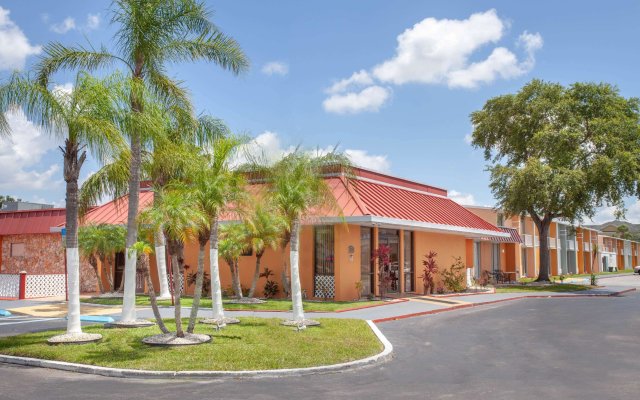 Stayable Suites Kissimmee East