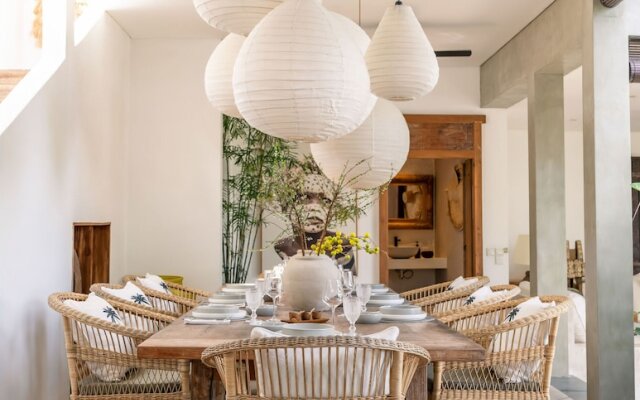 Stunning 4BR Private Villa in Canggu