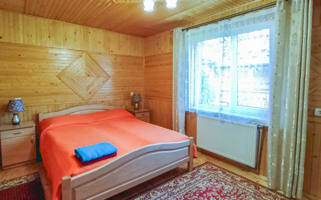 Котедж Біля лісу