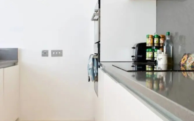 Quarter Mile Flat With Stunning Meadows View