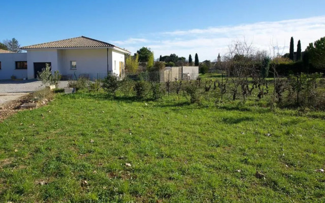 Maison Calme Avec Jardin Et Parking Prives