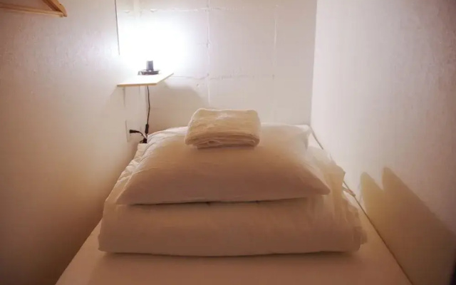 Travelers' house ROOTs - Hostel