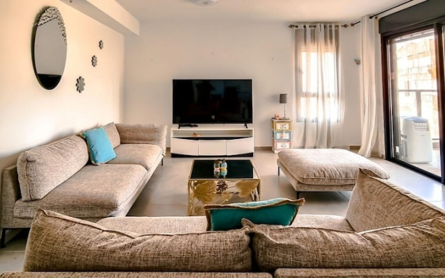 Kdoshei Ambre In Bat Yam