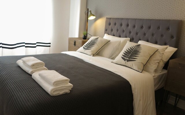 DuMont Lisbon Guesthouse