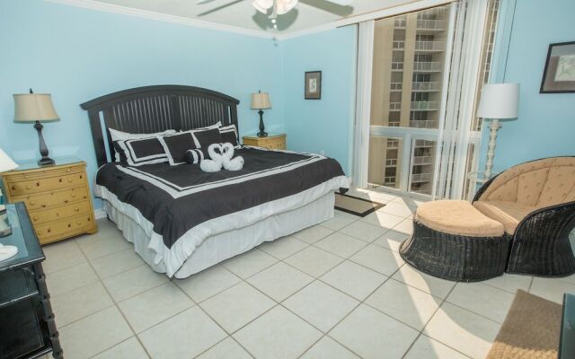 Shoreline Towers 2074 2 Bedroom Condo by RedAwning