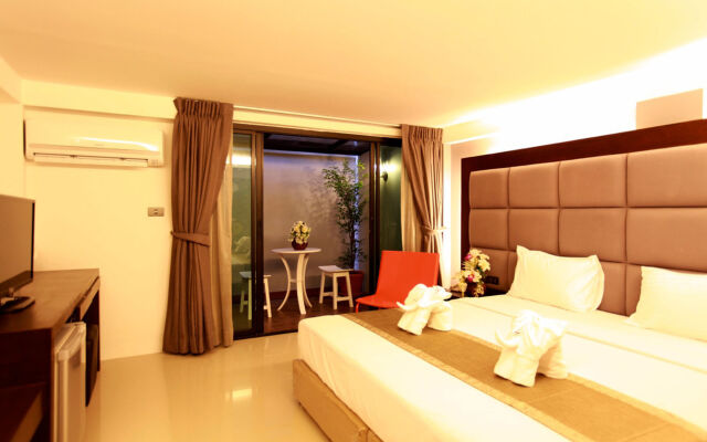 The Bangkok Major Suite