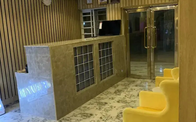 Jf Royal Hotel & Suites