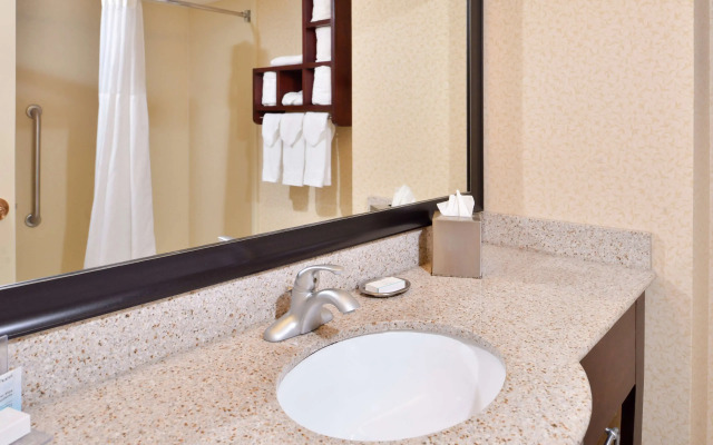 Hampton Inn Staunton