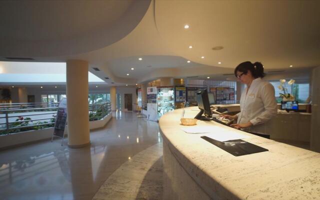 Viva Palma Nova Aparthotel