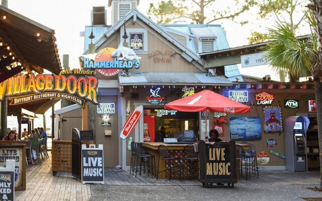 Pointe of View 407- Penn's Paradise