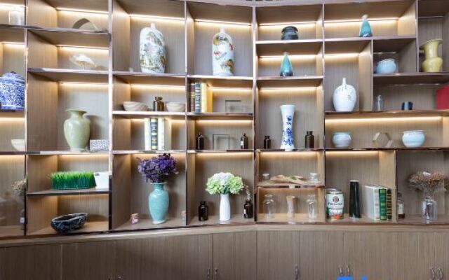 Starway Hotel Shanghai Necc Beiqing Highway