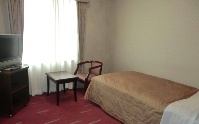 Takarazuka Hotel