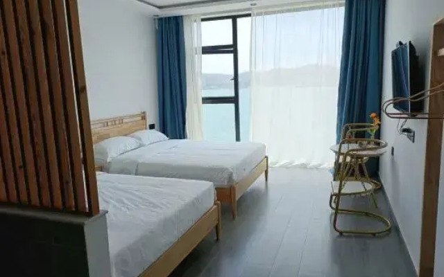 Shengsi medlar culvert  pavilion home stay facility