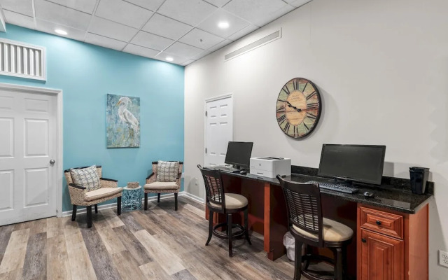 Inn at Crystal Beach 611