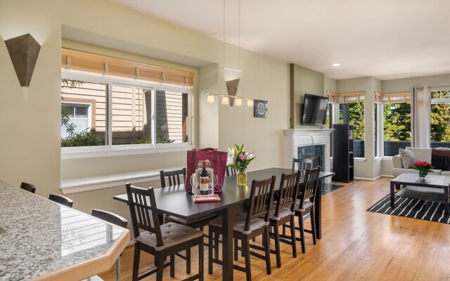 Seattle Vacation Home: The Vineyard