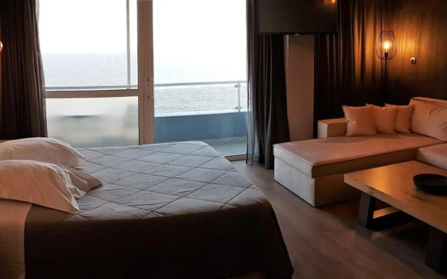 Scorpios Hotel