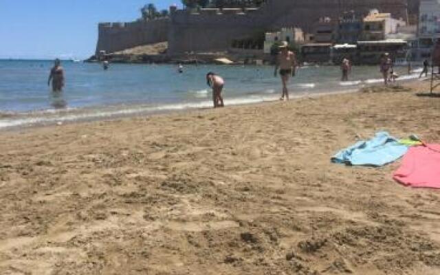 Apartamentos Maruja Roig 1