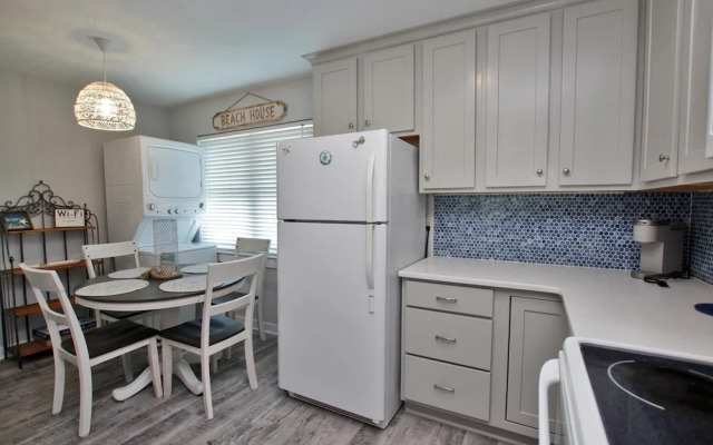 Sand Dollar by Youngs Suncoast