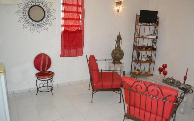La Nicotoria Apartments