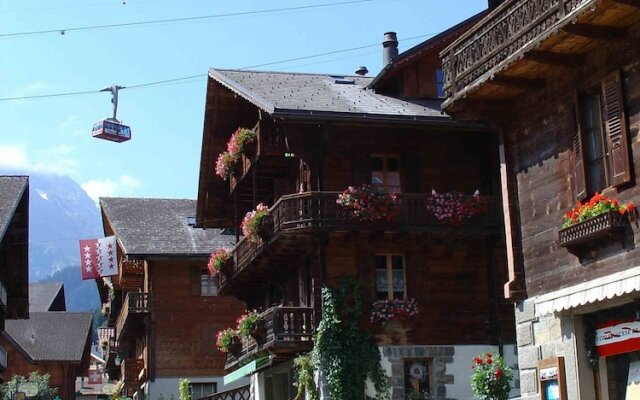 Tesil 06 Located 300 Meters From The Main Street Of The Village
