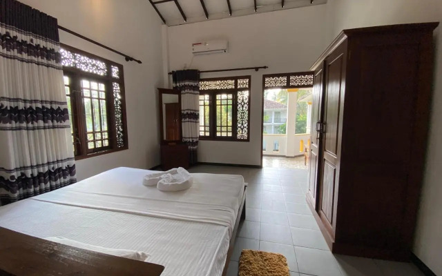 VILLA 826 Ahungalla