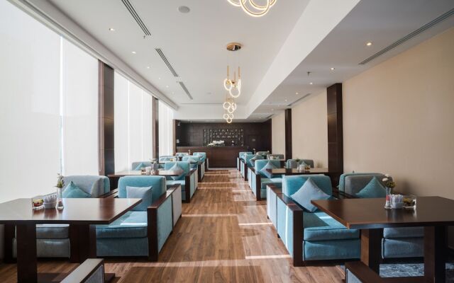 Naviti Warwick Dammam