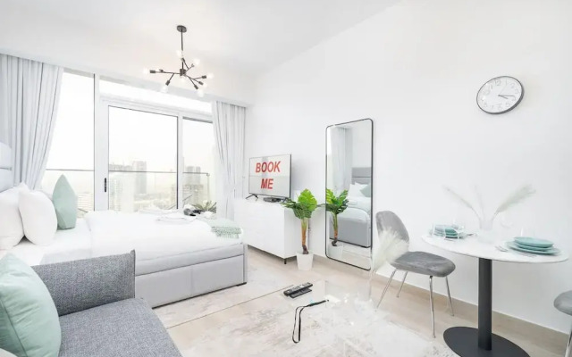 Perfect Studio That Sleeps 2 in JVC