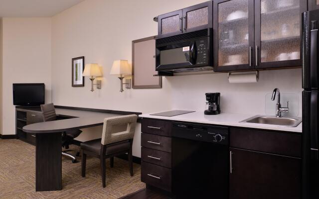 Candlewood Suites Terre Haute, an IHG Hotel