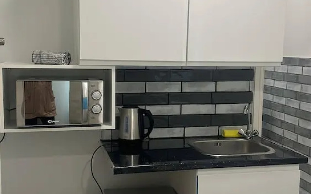 Studio Flat in London