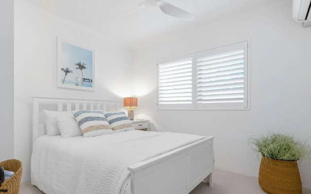 Unit 3 21 Park Generous and Comfortable Beachside Abode