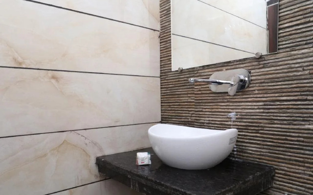 Oyo 29642 Hotel Gsc International