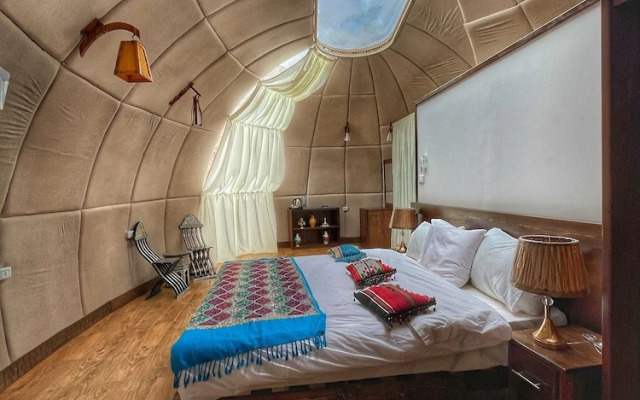 Rum Oasis Luxury Camp