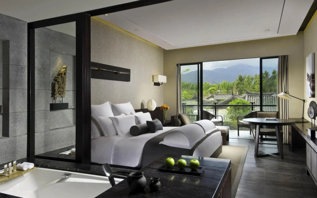 Pullman Lijiang Resort and Spa
