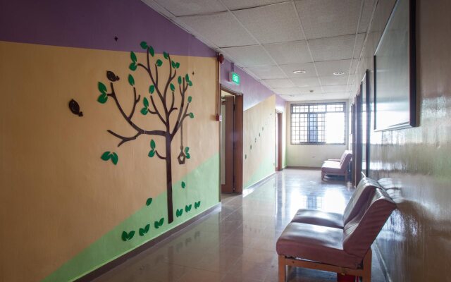 Lai Ming Hotel Cosmoland (SG Clean Certified)