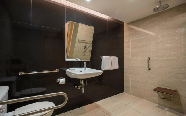 Renaissance Kuala Lumpur Hotel & Convention Centre