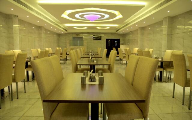 OYO Premium Villianur Thirubuvanai