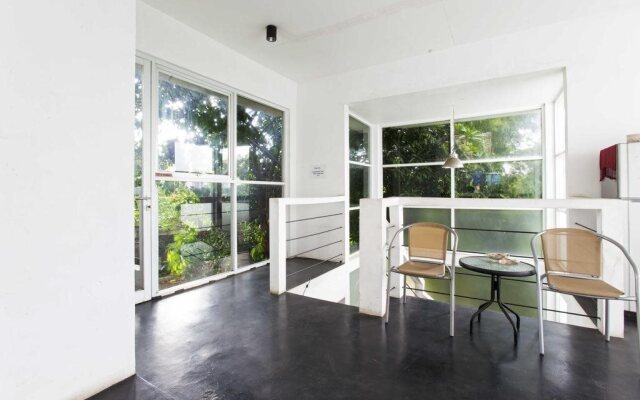 RedDoorz @ Deplu Raya