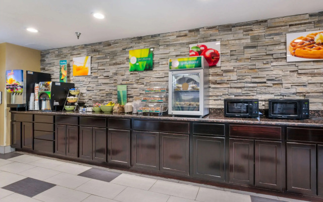 Quality Inn & Suites Florence - Cincinnati South