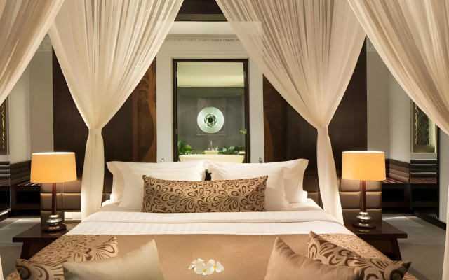 White Rose Kuta Resort - Villas & Spa