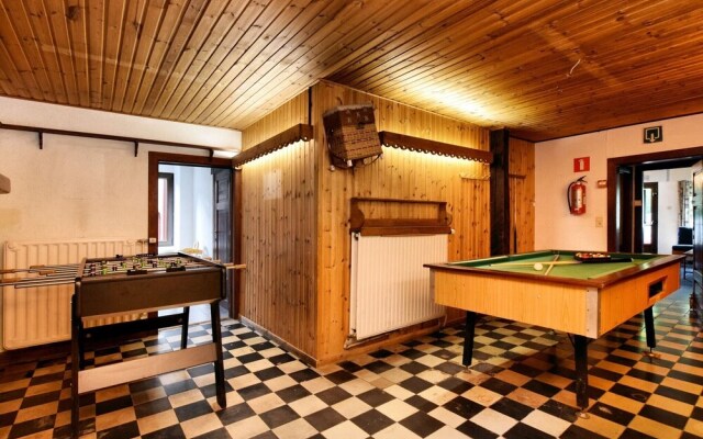 Lavish Holiday Home in Durbuy with Sauna