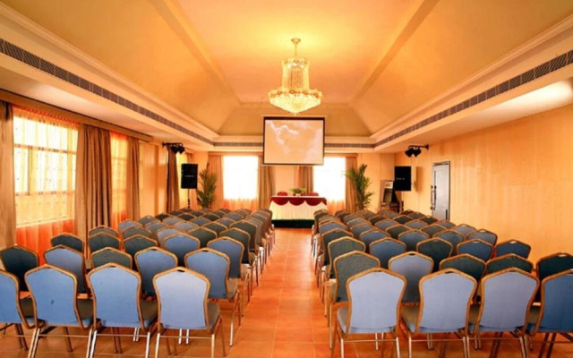 Regant Lake Palace Hotel