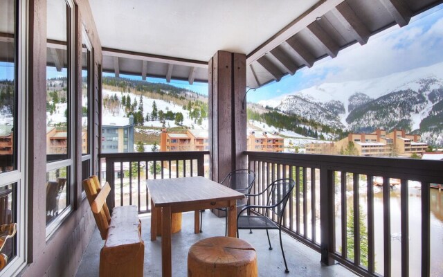 Amazing Condo in Heart of Center Village - TX304 by RedAwning