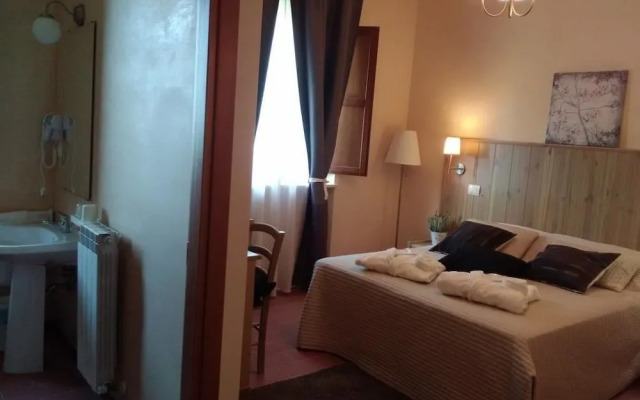 Relais La Roccaccia Universita' Agraria