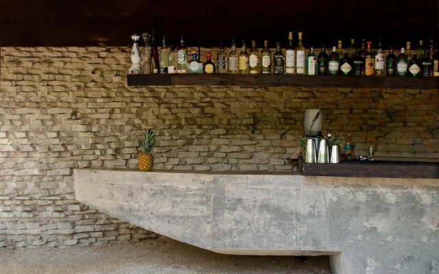 Radhoo Tulum
